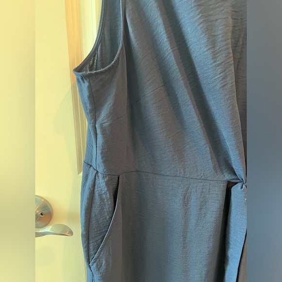 NWT Vince Camuto Classic Navy Tie Front Sleeveless Wide Leg Jumpsuit 3X - Picture 5 of 16